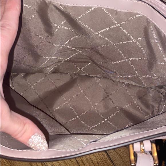 Michael Kors Pink and Cream Signature Tote - Picture 6 of 9